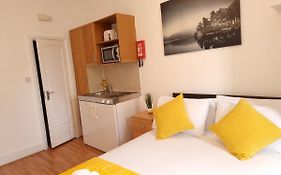 F17-Bright 3Rd Flr Studio For 2 Near Paddington